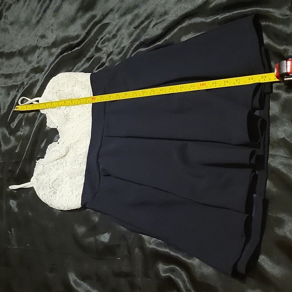 Dress - Picture 6 of 16
